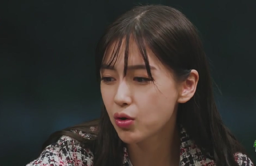 Angelababy上《向往的生活》贴双眼皮贴！强大的后期也救不了她了